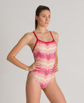 https://web.metroswimshop.com/images/002828_319.jpg