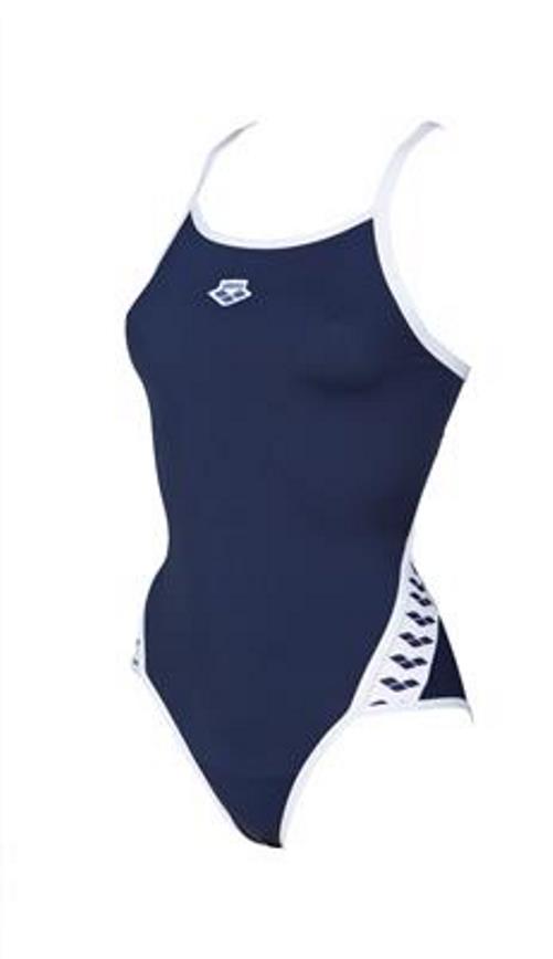 https://web.metroswimshop.com/images/005036_830.jpg