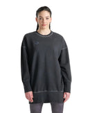 https://web.metroswimshop.com/images/005592%20delave%20black%20white.jpg