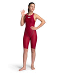 https://web.metroswimshop.com/images/005877_401_1.jpg