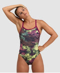 https://web.metroswimshop.com/images/005915.jpg