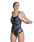 https://web.metroswimshop.com/images/006784_100_1.jpg