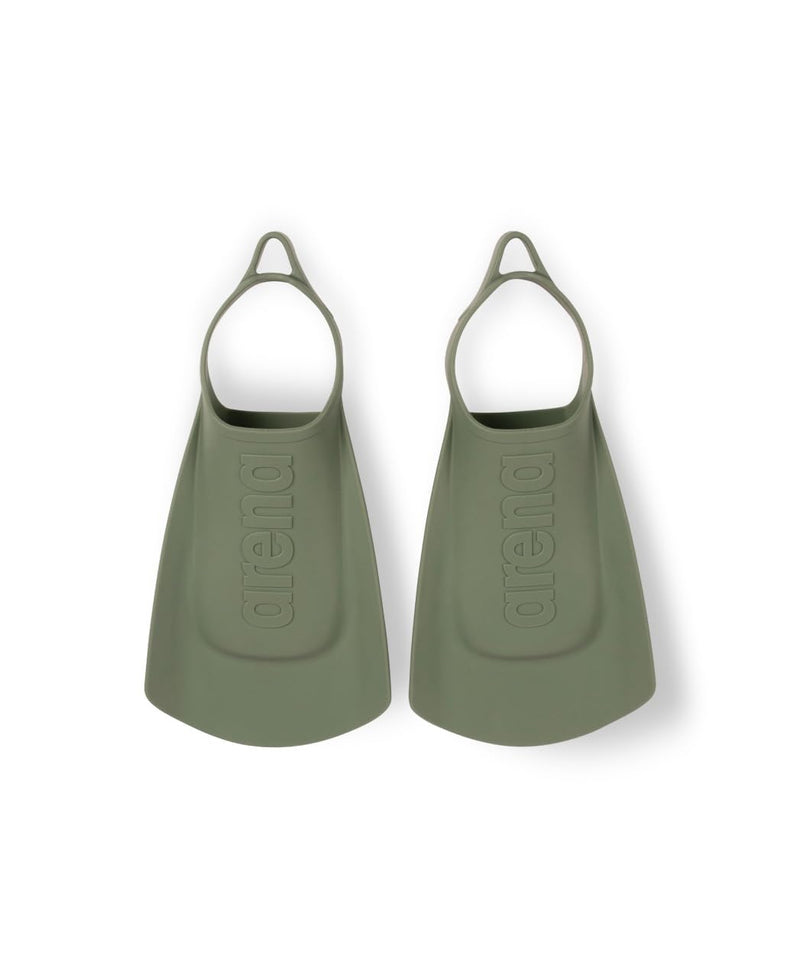 https://web.metroswimshop.com/images/41j5qstrwRL.jpg