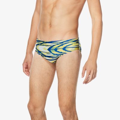 https://web.metroswimshop.com/images/7052176_971.jpg