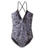 Black (001)