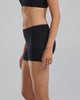 BLACK (001)