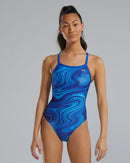 https://web.metroswimshop.com/images/DVITA7Y_651.jpg