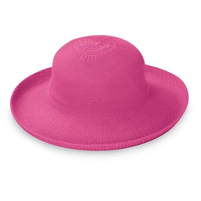 https://web.metroswimshop.com/images/Hot Pink.jpg