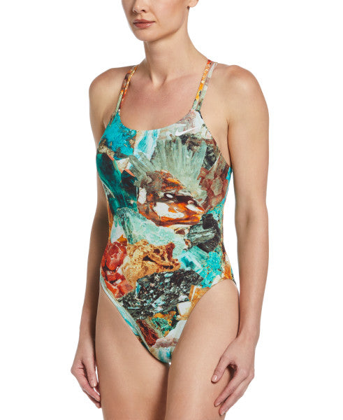 https://web.metroswimshop.com/images/NESSC052_492.jpg