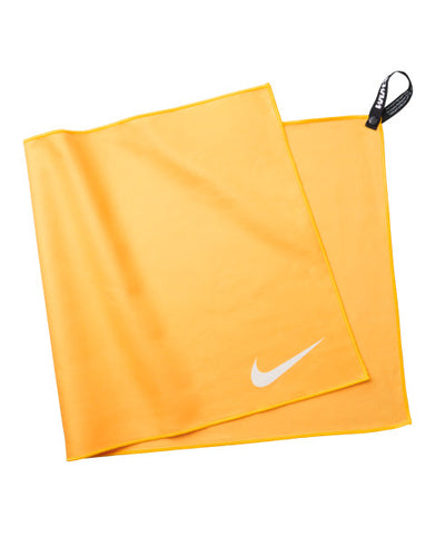 【NIKE】★タオル★ Quick-Dry Swim Towel Amazon.com: Nike Quick-Dry Swim Towel Cobalt Bliss, OS