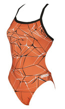 https://web.metroswimshop.com/images/001380-305.jpg