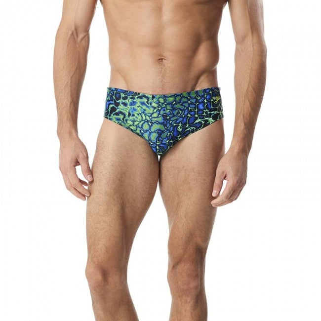 https://web.metroswimshop.com/images/7705821_925.jpg