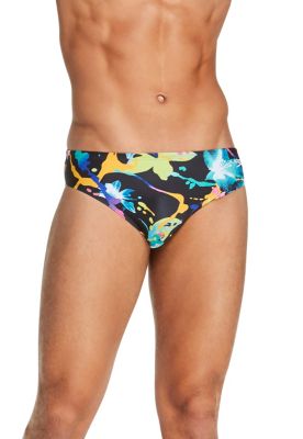 https://web.metroswimshop.com/images/7705921_971.jpg