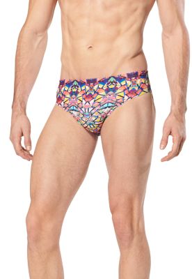 https://web.metroswimshop.com/images/7705921_973.jpg